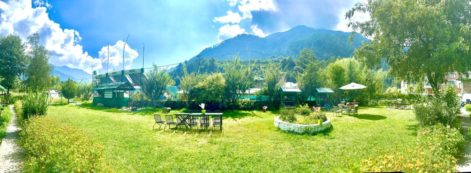 Himalayan Riverside Resort, Manali Bagian luar foto