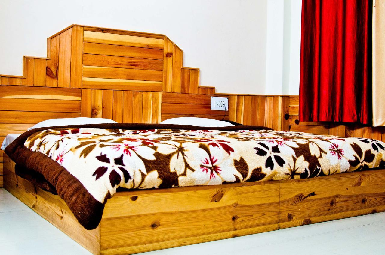 Himalayan Riverside Resort, Manali Bagian luar foto
