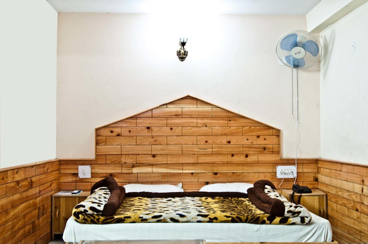 Himalayan Riverside Resort, Manali Bagian luar foto