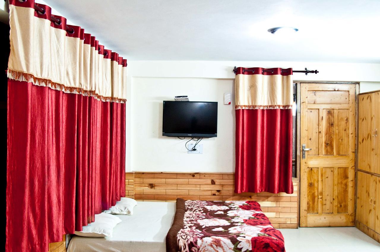 Himalayan Riverside Resort, Manali Bagian luar foto
