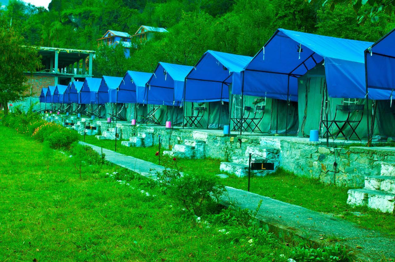 Himalayan Riverside Resort, Manali Bagian luar foto